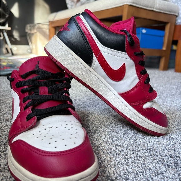 Red and White Sneakers with Black Accents - Picture 3 of 3